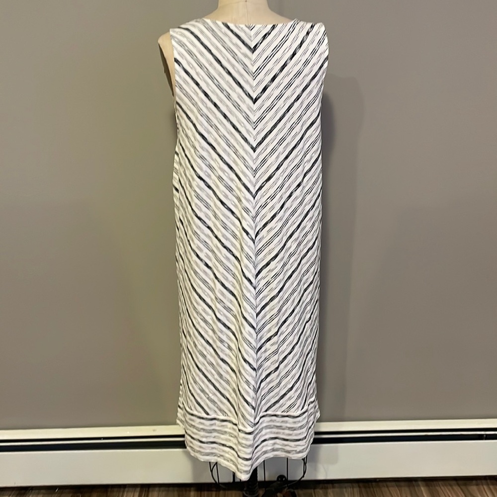 J Jill Wearever V-neck stripe midi sleeveless dress - Picture 4 of 8